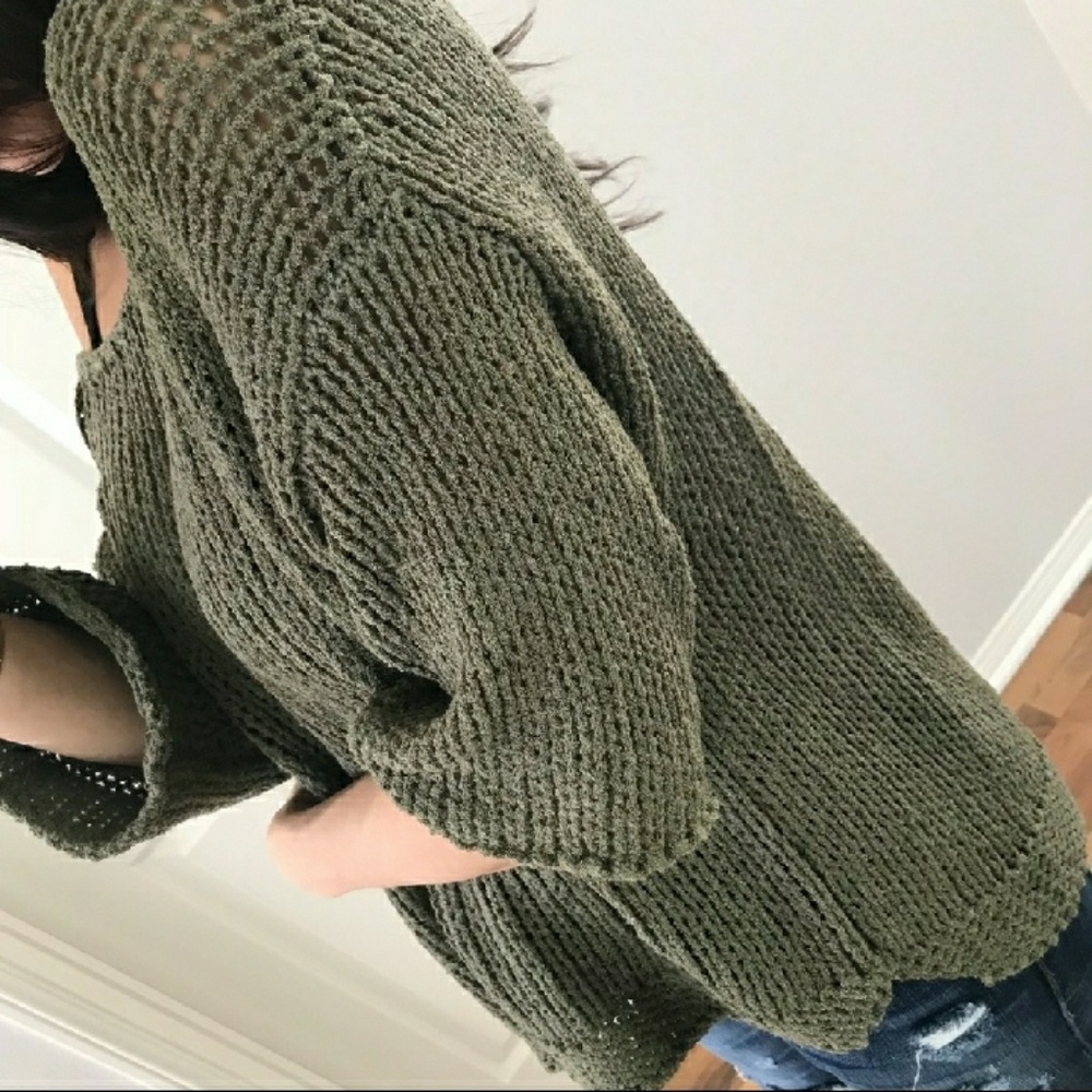 Darling Olive spring pull-over - Picture 3 of 4